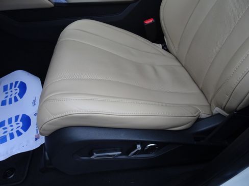 Used 2022 Acura MDX SH-AWD w/ Technology Package image 9