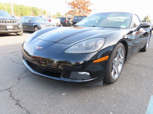 Used 2008 Chevrolet Corvette Coupe image 9