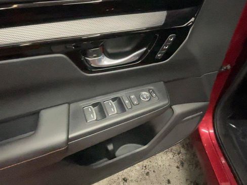 Used 2025 Honda CR-V Sport Touring image 29