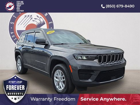 Used 2025 Jeep Grand Cherokee Laredo X image 1