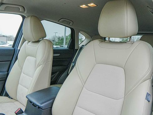 Used 2020 MAZDA CX-5 Touring image 11