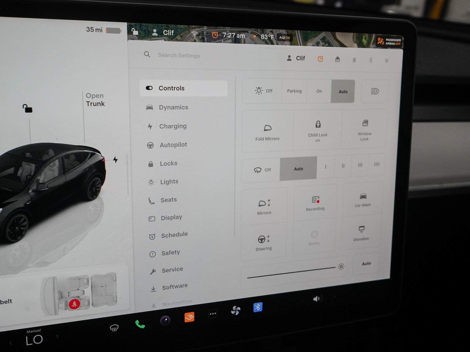 Used 2023 Tesla Model Y Long Range AWD/4WD image 23