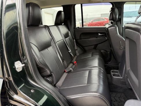 Used 2012 Jeep Liberty Sport AWD/4WD image 15
