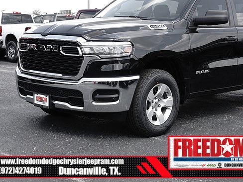 New 2025 RAM 1500 Tradesman image 39