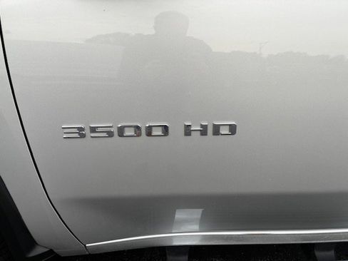 Used 2020 Chevrolet Silverado 3500 LTZ w/ LTZ Premium Package image 11