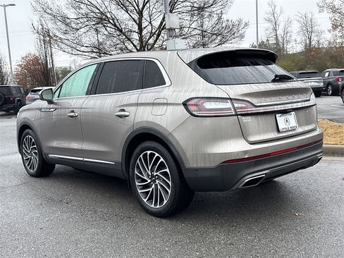 Used 2019 Lincoln Nautilus Reserve image 5