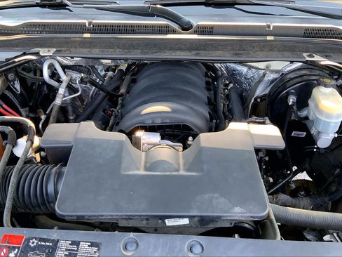 Used 2015 Chevrolet Suburban LT AWD/4WD image 32