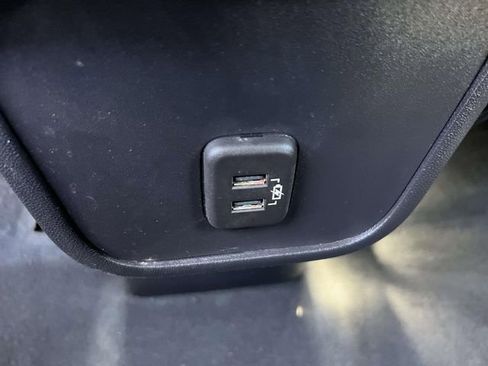 Used 2023 Chevrolet Equinox LS w/ Driver Confidence II Package image 13