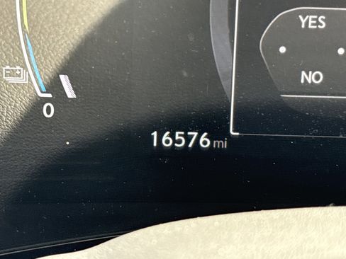 Used 2024 Lexus NX 450h+ AWD w/ Luxury Package image 22