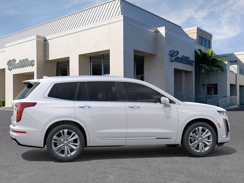 New 2025 Cadillac XT6 Premium Luxury w/ Technology Package image 5