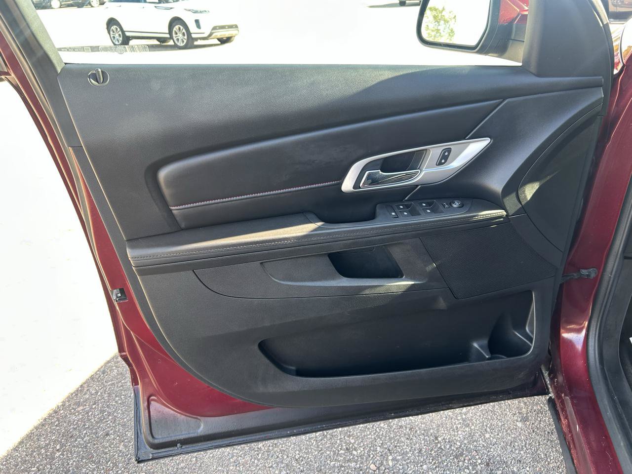 Used 2017 GMC Terrain SLE AWD/4WD image 14