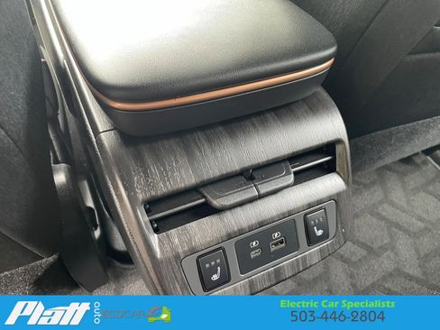 Used 2023 Nissan Ariya FWD image 45