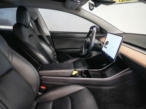 Used 2020 Tesla Model 3 RWD image 16