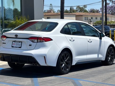 Used 2023 Toyota Corolla SE FWD image 5