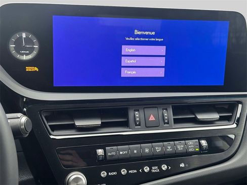 Certified 2023 Lexus ES 350 w/ Premium Package image 24