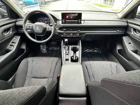 Used 2024 Honda Accord EX image 31