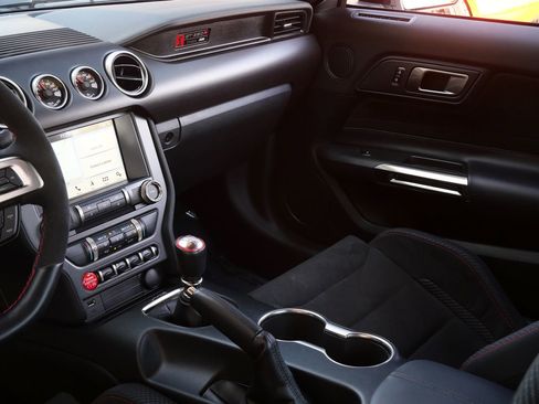 Used 2018 Ford Mustang Shelby GT350R w/ GT350R Equipment Group 920A image 15