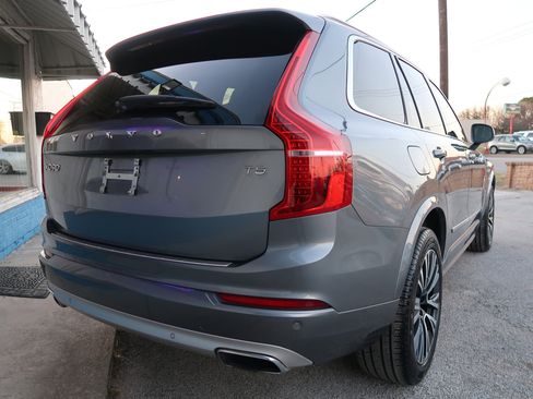 Used 2020 Volvo XC90 T5 Momentum image 8