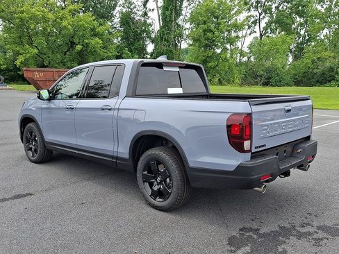 New 2026 Honda Ridgeline Black Edition image 4
