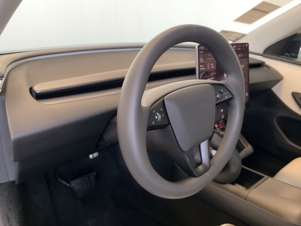 Used 2024 Tesla Model 3 Performance AWD/4WD image 4