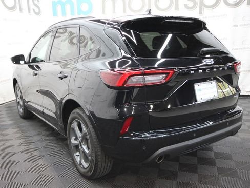 Used 2023 Ford Escape ST-Line w/ Tech Pack #1 AWD/4WD image 4