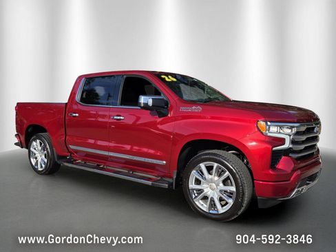 Used 2026 Chevrolet Silverado 1500 High Country w/ High Country Premium Package AWD/4WD image 8