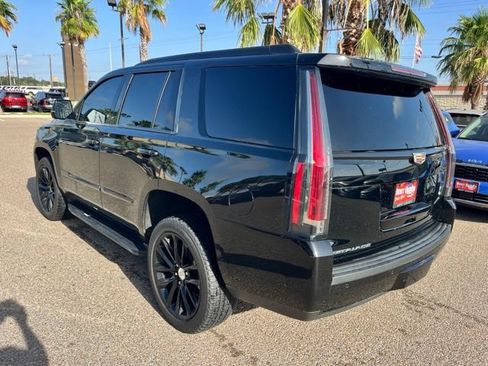 Used 2019 Cadillac Escalade Luxury RWD image 4