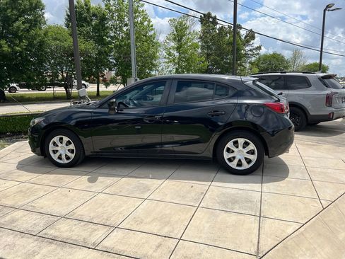 Used 2015 MAZDA MAZDA3 i Sport FWD image 10