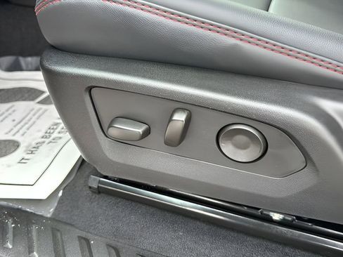 New 2026 Chevrolet Colorado Z71 w/ Technology Package image 26