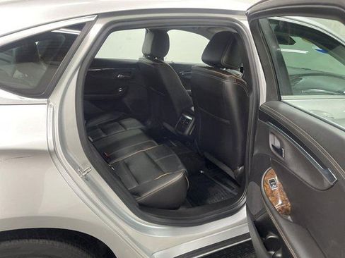 Used 2015 Chevrolet Impala LTZ FWD image 14
