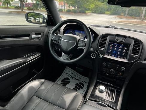 Used 2019 Chrysler 300 S w/ S Model Appearance Package RWD image 28