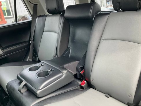 Used 2019 Toyota 4Runner SR5 Premium AWD/4WD image 35