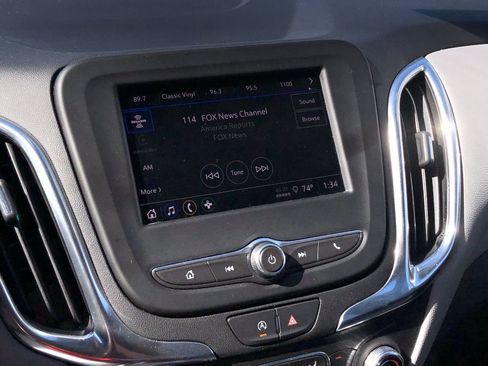 Used 2024 Chevrolet Equinox LT image 20