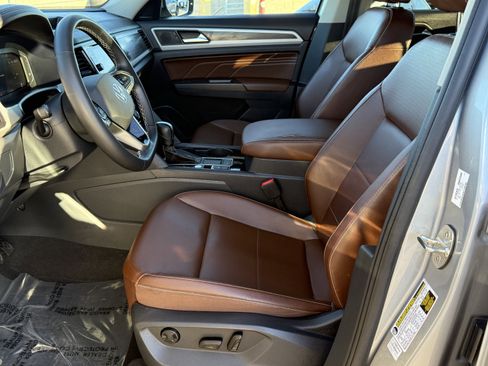 Used 2022 Volkswagen Atlas SE image 15