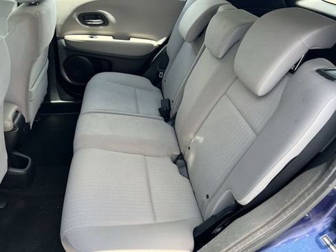 Used 2016 Honda HR-V LX image 32