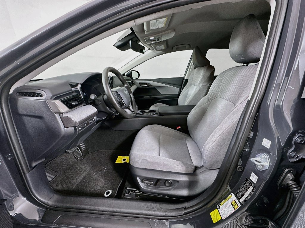 Used 2026 Toyota Camry LE w/ Convenience Package FWD image 20