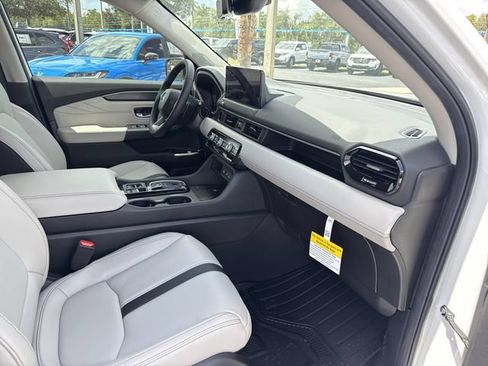 New 2026 Honda Pilot Touring image 18