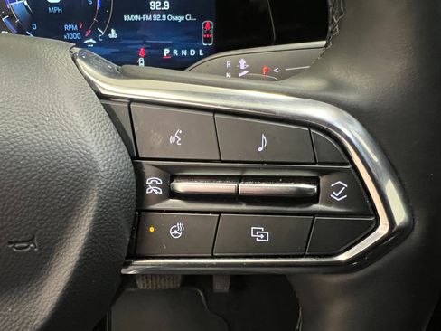 Used 2025 Chevrolet Equinox LT w/ Convenience Package II image 33