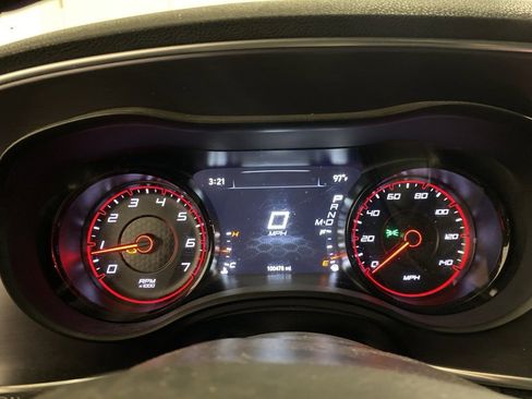 Used 2018 Dodge Charger SXT w/ Blacktop Package image 12