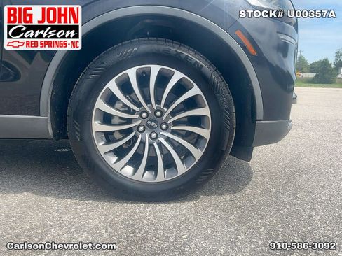 Used 2020 Lincoln Aviator Reserve AWD/4WD image 37