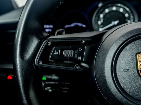 Used 2020 Porsche 911 Carrera 4S w/ Sport Package image 42