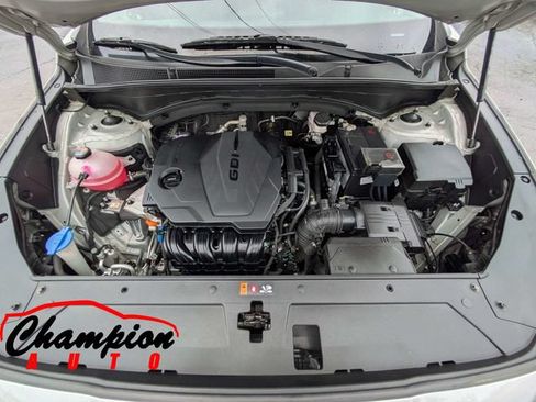 Used 2022 Hyundai Santa Fe SEL FWD image 16