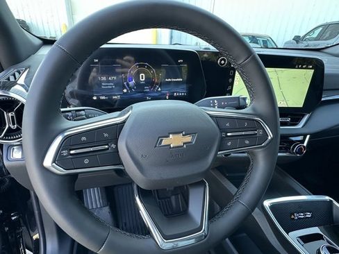 New 2026 Chevrolet Equinox LT image 16