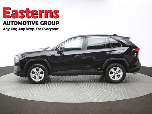 Used 2021 Toyota RAV4 LE image 58