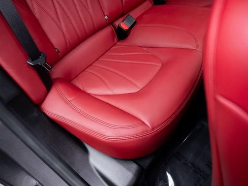 Used 2022 Maserati Ghibli Modena image 44