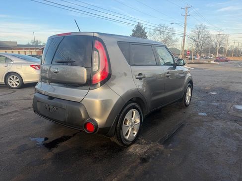 Used 2015 Kia Soul Base 4dr Crossover 6A image 6