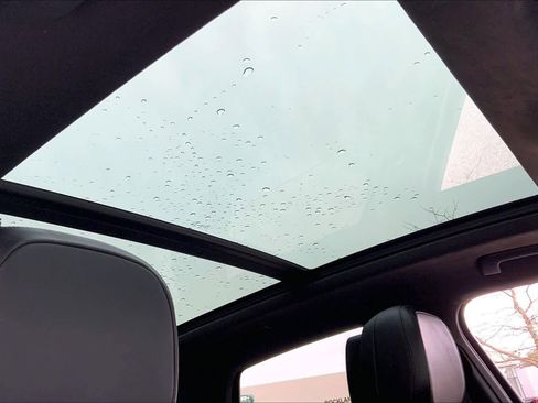 Used 2025 Porsche Cayenne GTS image 12