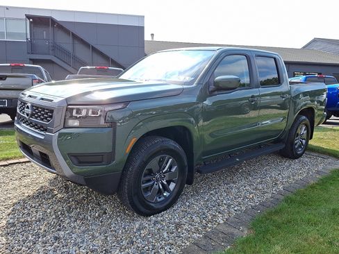 New 2026 Nissan Frontier SV w/ SV Convenience Package image 3