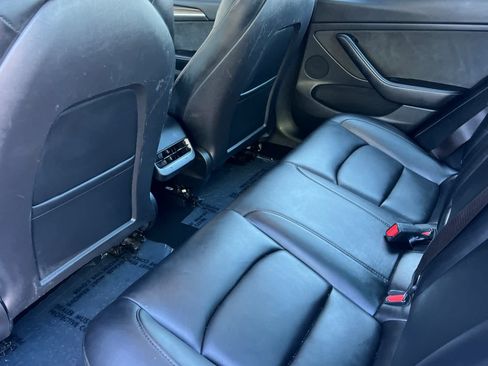 Used 2023 Tesla Model 3 Standard Range RWD image 4