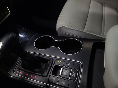 Used 2019 Kia Sorento SX w/ SX Touring Package image 26